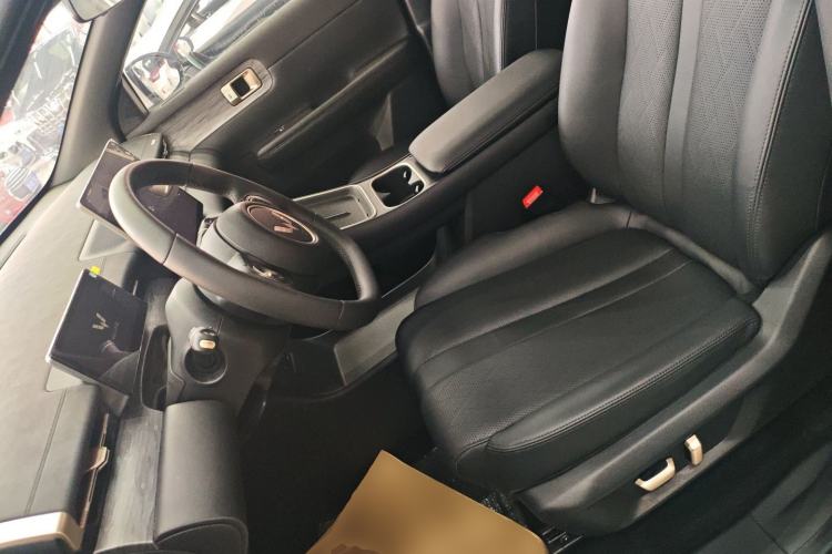 Used Wuling Xingguang S 2024 510 km Flagship Version Left Front Seat