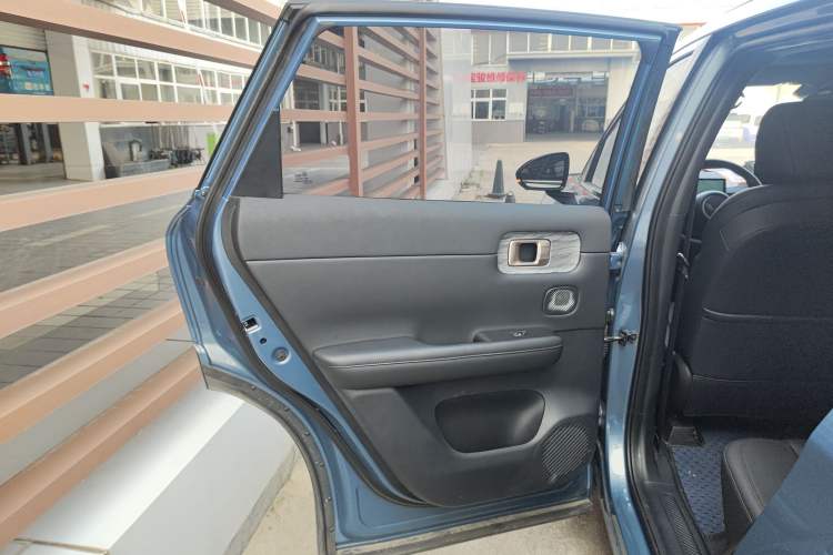 Used Wuling Xingguang S 2024 130 km Flagship Version Left Rear Door Interior