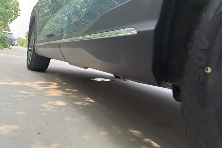 Used Wuling Xingguang S 2024 130 km Flagship Version Left Side Sill