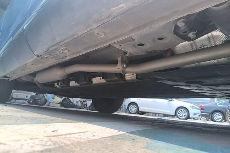 Used Wuling Xingguang S 2024 130 km Flagship Version Left Side Sill