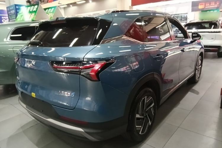 Used Wuling Xingguang S 2024 130 km Flagship Version Rear Right 45 Deg