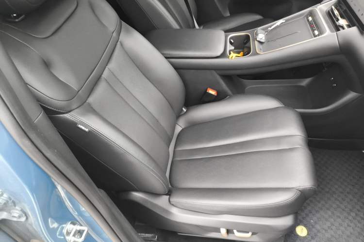 Used Wuling Xingguang S 2024 130 km Flagship Version Right Front Seat