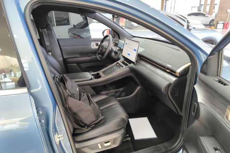 Used Wuling Xingguang S 2024 130 km Flagship Version Right Front Seat
