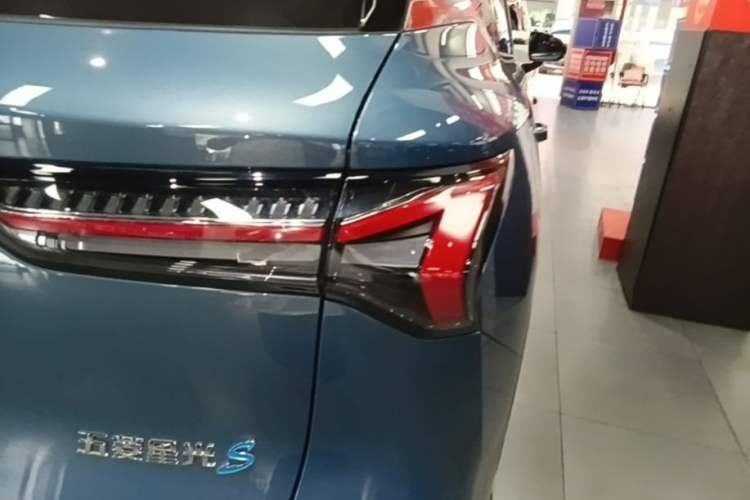 Used Wuling Xingguang S 2024 130 km Flagship Version Right Rear Taillight