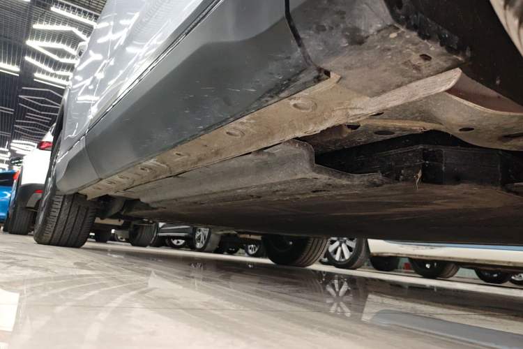 Used Wuling Xingguang S 2024 510 km Flagship Version Right Side Sill