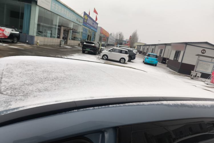 Used Wuling Xingguang S 2024 130 km Flagship Version Roof