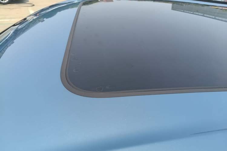 Used Wuling Xingguang S 2024 130 km Flagship Version Roof