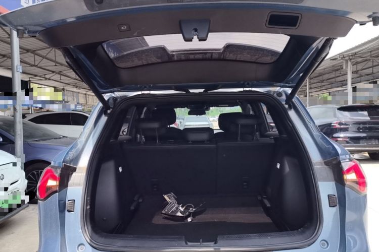 Used Wuling Xingguang S 2024 510 km Flagship Version Trunk