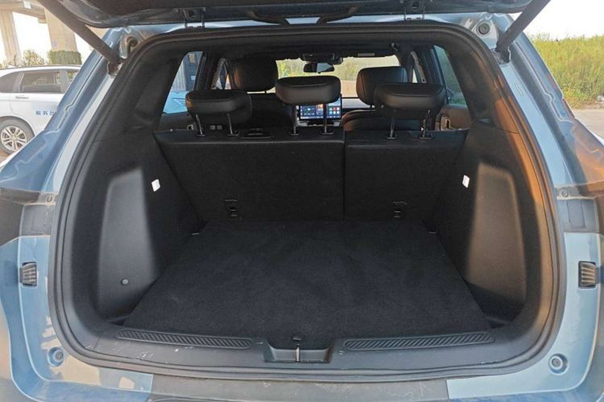 Used Wuling Xingguang S 2024 130 km Flagship Version Trunk