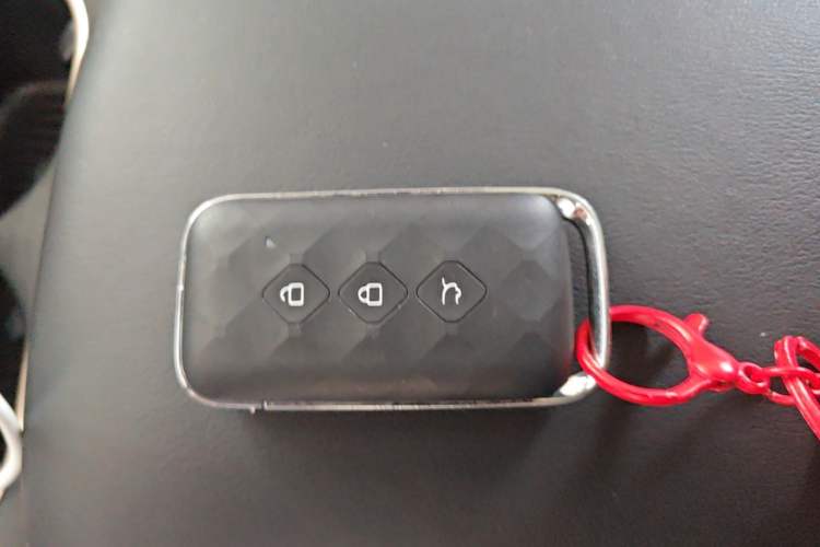 Used Wuling Xingguang S 2024 510 km Flagship Version Vehicle Key