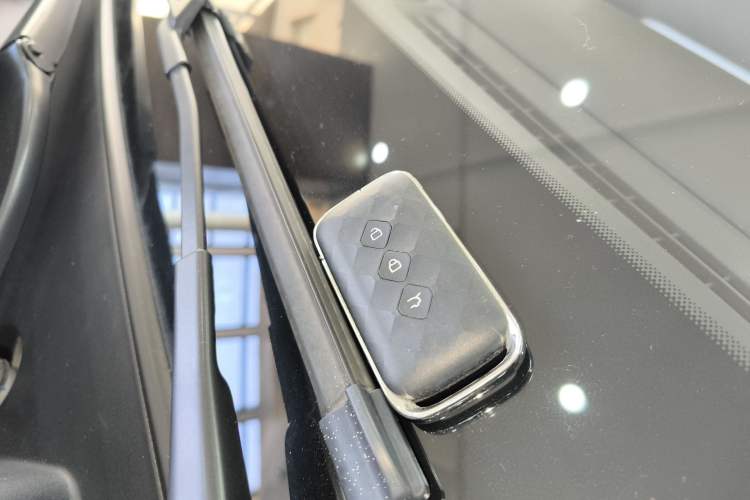 Used Wuling Xingguang S 2024 130 km Flagship Version Vehicle Key