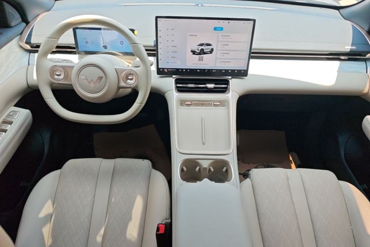 Used Wuling Xingguang S 2024 130km Flagship Version Center Console