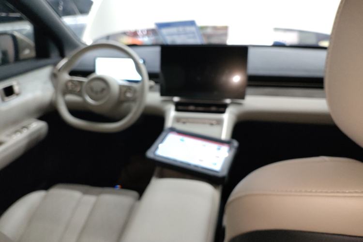 Used Wuling Xingguang S 2024 130 km Flagship Version Center Console