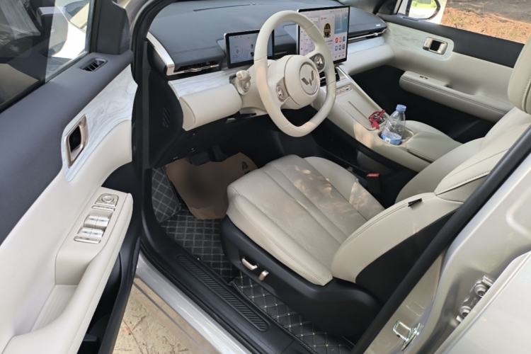 Used Wuling Xingguang S 2024 130 km Flagship Version Driver Seat