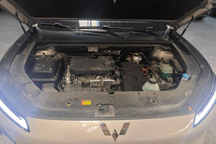 Used Wuling Xingguang S 2024 130 km Flagship Version Engine Bay