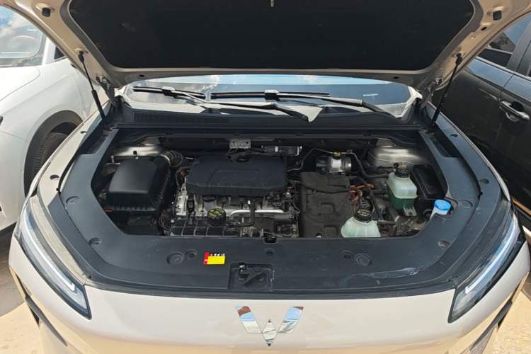 Used Wuling Xingguang S 2024 130km Flagship Version Engine Bay