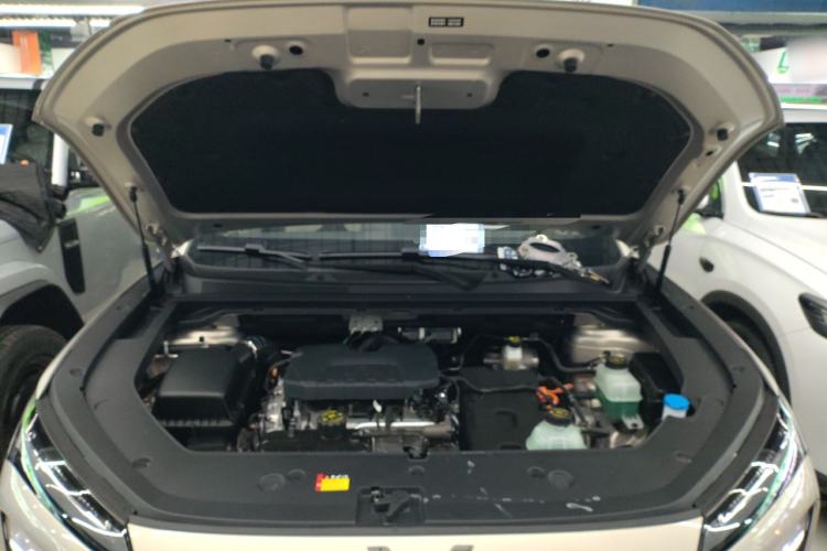 Used Wuling Xingguang S 2024 130 km Flagship Version Engine Bay