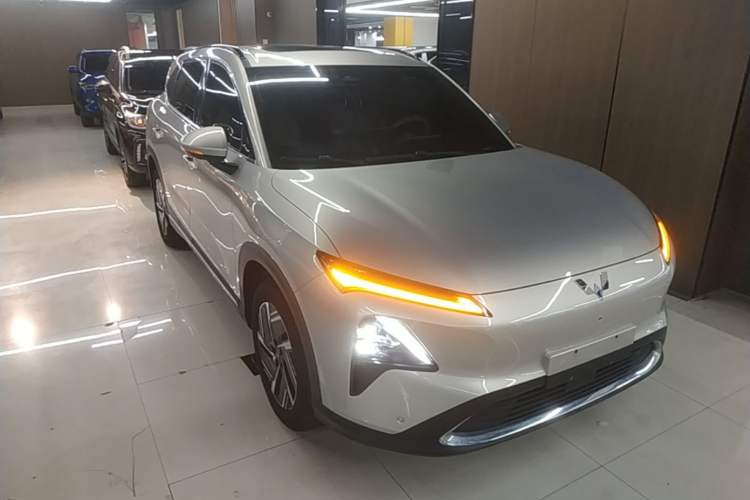Used Wuling Xingguang S 2024 130 km Flagship Version Front Right 45 Deg