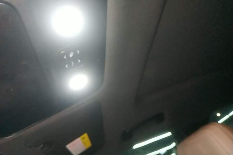 Used Wuling Xingguang S 2024 130 km Flagship Version Headliner