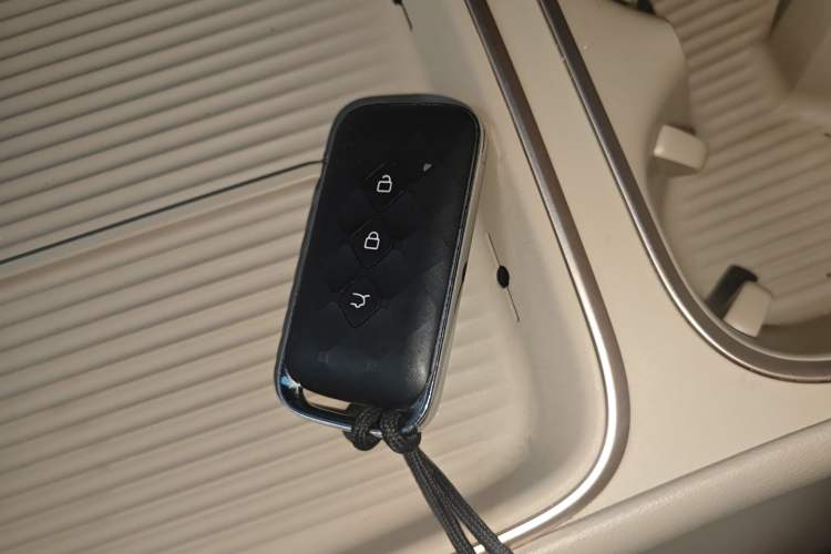 Used Wuling Xingguang S 2024 130 km Flagship Version Interior 1