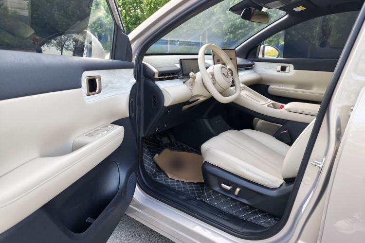 Used Wuling Xingguang S 2024 130 km Flagship Version Interior 1