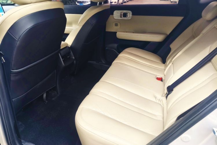 Used Wuling Xingguang S 2024 130 km Flagship Version Interior 3