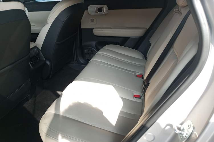 Used Wuling Xingguang S 2024 130 km Flagship Version Left Rear Seat