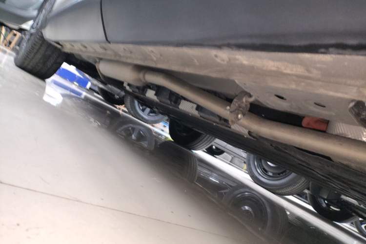 Used Wuling Xingguang S 2024 130 km Flagship Version Left Side Sill