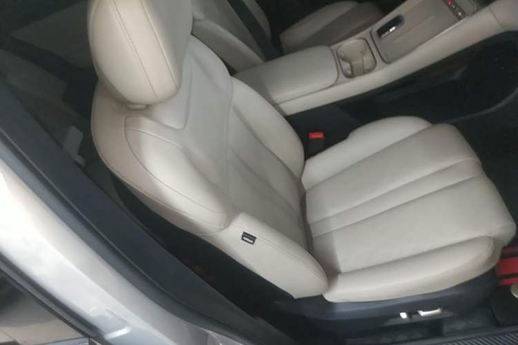 Used Wuling Xingguang S 2024 130 km Flagship Version Right Front Seat
