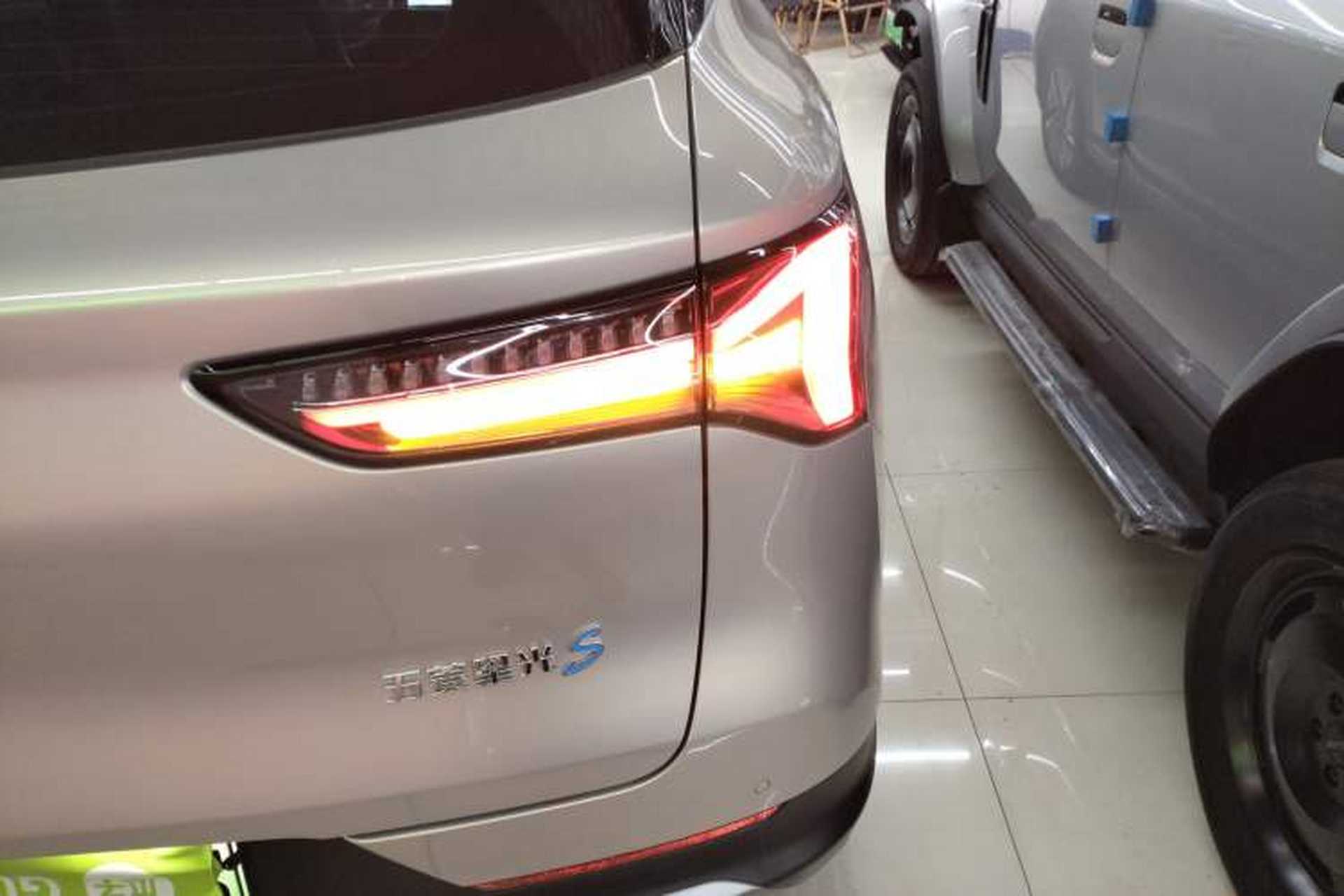 Used Wuling Xingguang S 2024 130 km Flagship Version Right Rear Taillight