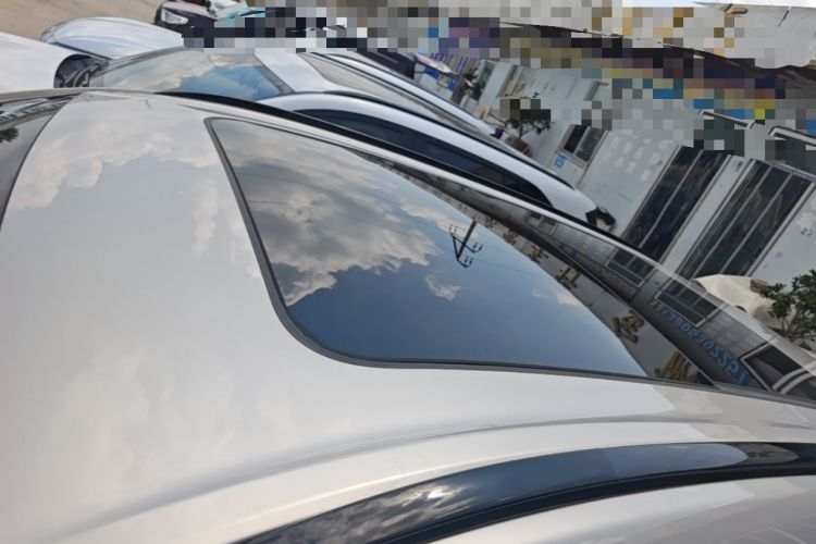 Used Wuling Xingguang S 2024 130km Flagship Version Roof