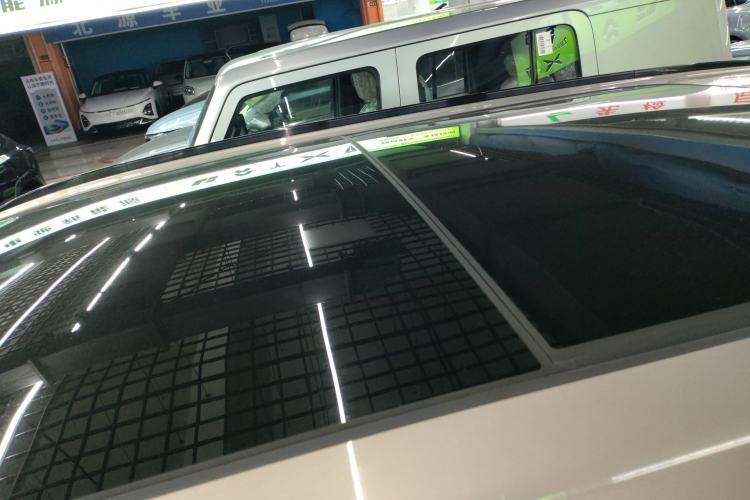 Used Wuling Xingguang S 2024 130 km Flagship Version Roof