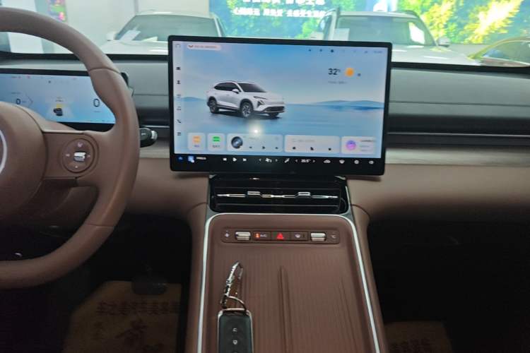 Used Wuling Xingguang S 2024 130 km Flagship Version Audio And AC Panel