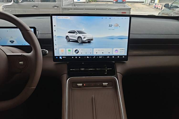 Used Wuling Xingguang S 2024 130 km Flagship Version Audio And AC Panel