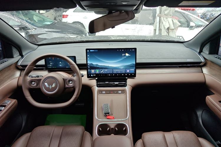 Used Wuling Xingguang S 2024 130 km Flagship Version Center Console