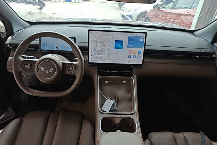 Used Wuling Xingguang S 2024 130 km Flagship Version Center Console