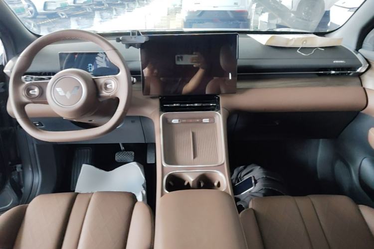 Used Wuling Xingguang S 2024 130km Flagship Version Center Console
