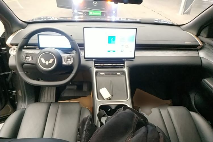 Used Wuling Xingguang S 2024 130km Flagship Version Center Console