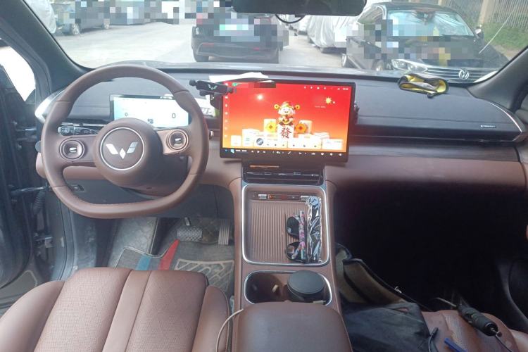 Used Wuling Xingguang S 2024 130 km Flagship Version Center Console