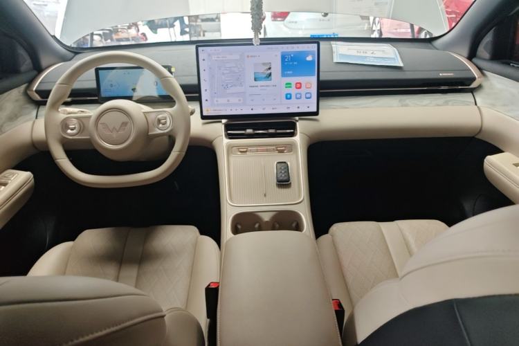 Used Wuling Xingguang S 2024 130 km Flagship Version Center Console