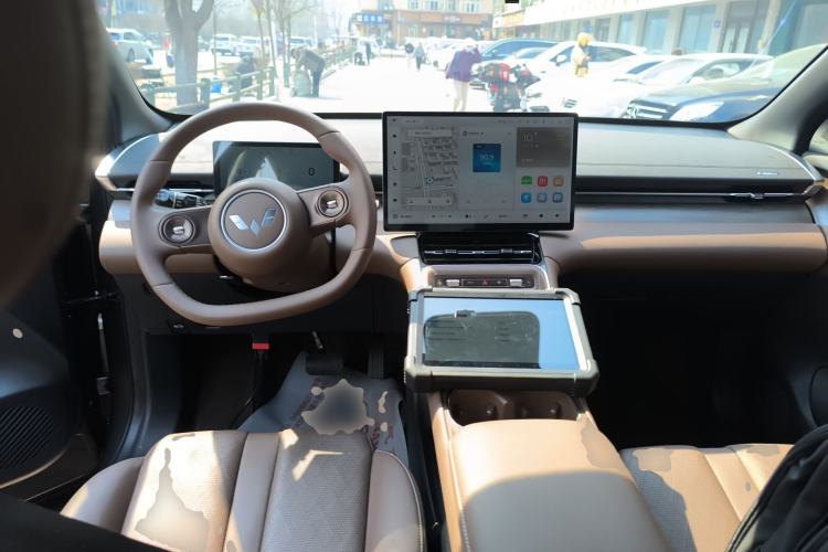 Used Wuling Xingguang S 2024 510 km Flagship Version Center Console