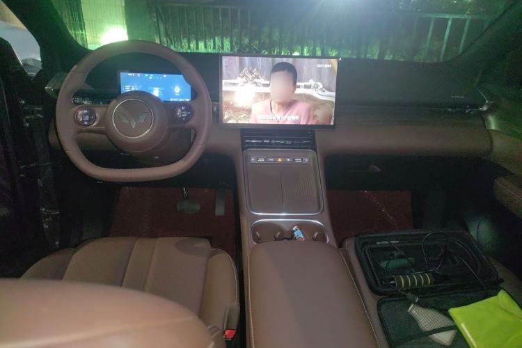 Used Wuling Xingguang S 2024 130km Flagship Version Center Console