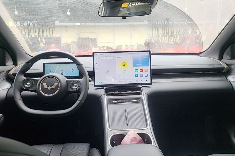 Used Wuling Xingguang S 2024 130 km Flagship Version Center Console