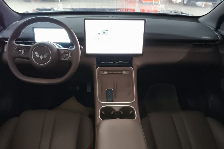 Used Wuling Xingguang S 2024 130 km Flagship Version Center Console