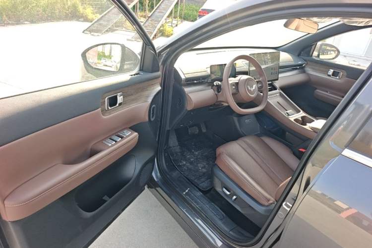 Used Wuling Xingguang S 2024 130 km Flagship Version Driver Seat