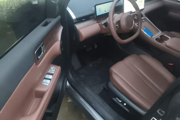 Used Wuling Xingguang S 2024 510 km Flagship Version Driver Seat