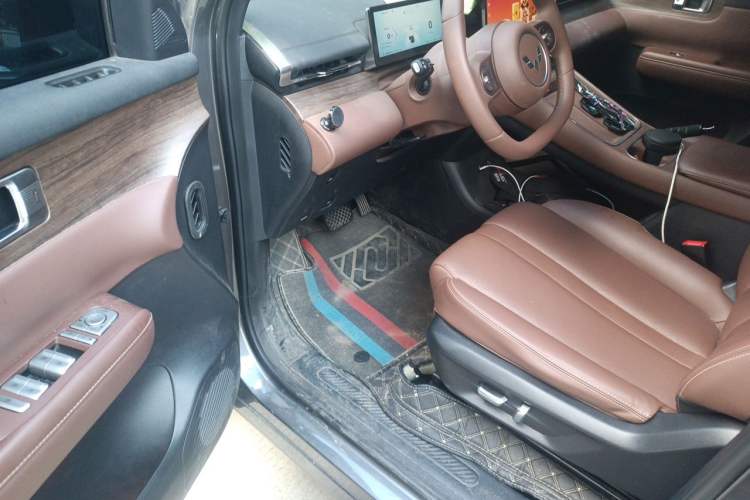 Used Wuling Xingguang S 2024 130 km Flagship Version Driver Seat