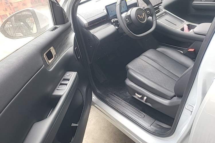 Used Wuling Xingguang S 2024 130 km Flagship Version Driver Seat