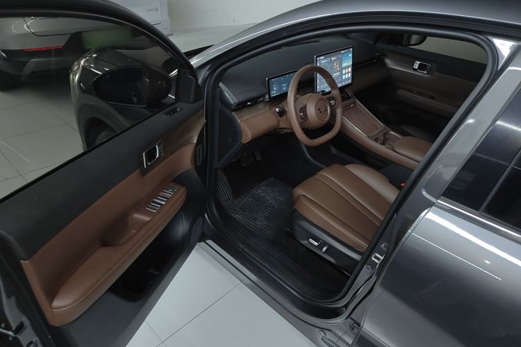Used Wuling Xingguang S 2024 130km Flagship Version Driver Seat