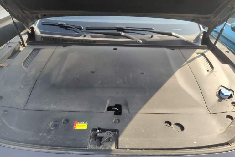 Used Wuling Xingguang S 2024 510 km Flagship Version Engine Bay